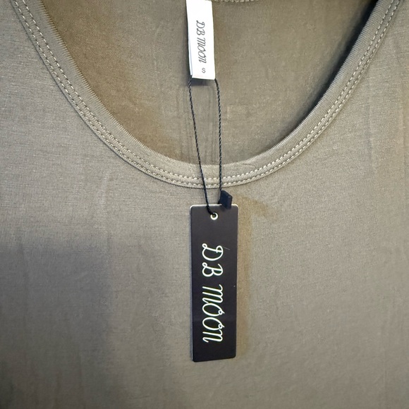 Chic Olive Maxi Dress - Picture 2 of 2